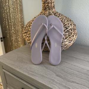 TKEES Women's Solids Flip Flop in Lavender
